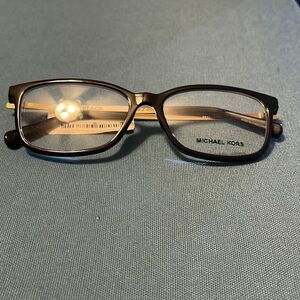 NWT 060 beautiful Micheal Kors eyeglass with gold trim